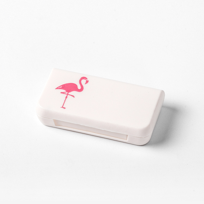 Three compartments portable medicine box mini pill box travel medicine box Item Picture