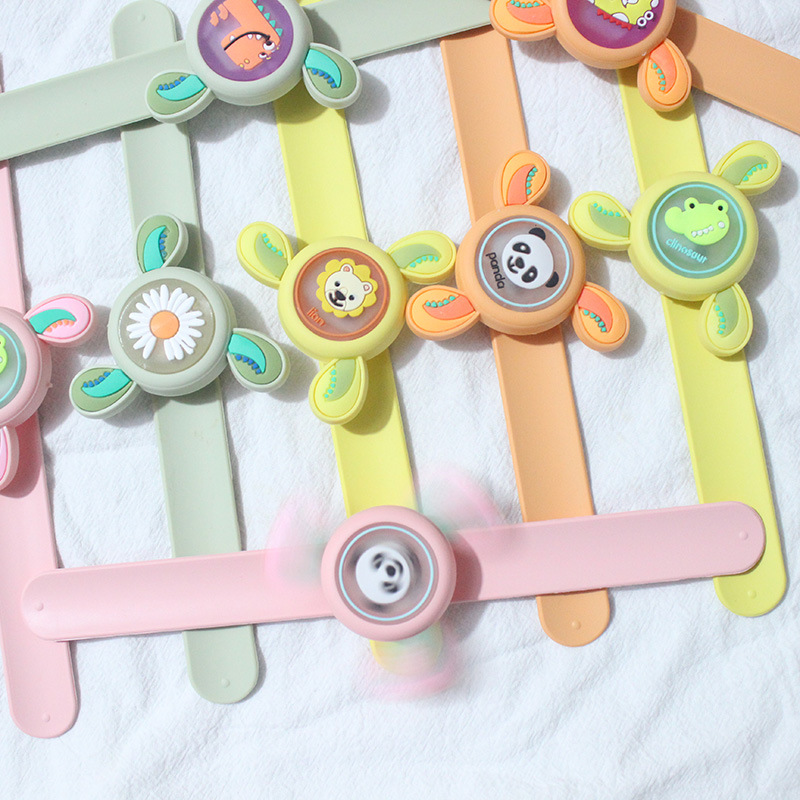 Summer hot selling mosquito repellent bracelet flash children adult pregnant women mosquito repellent bracelet rotating cartoon portable outdoor mosquito repellent Application Scenario