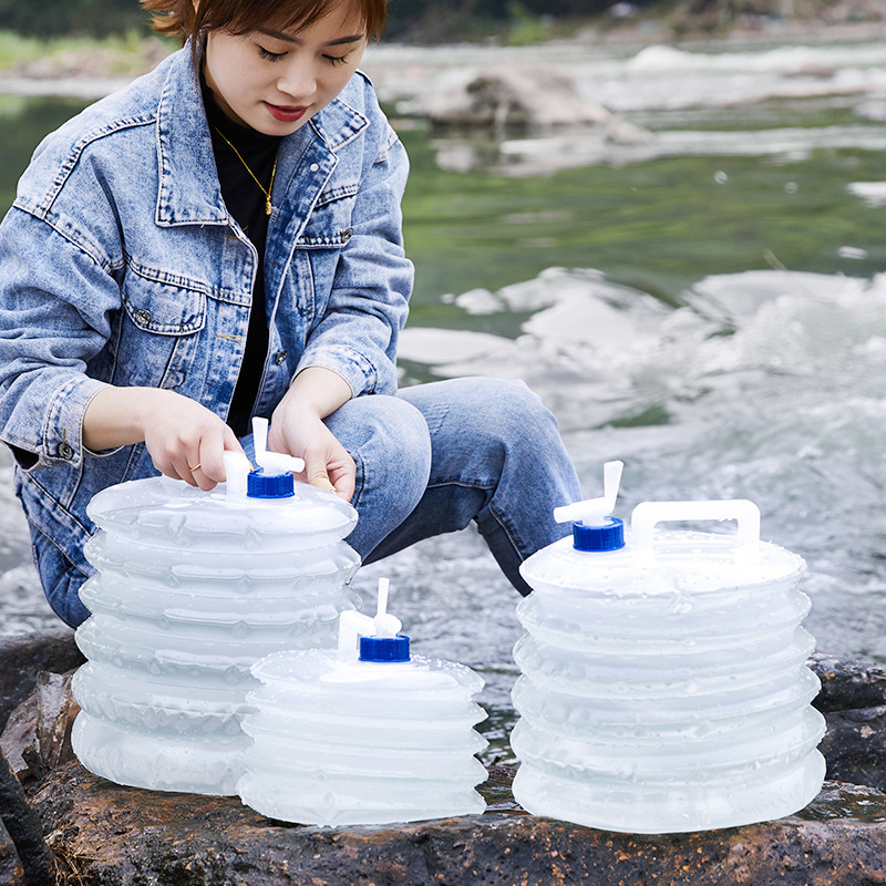 Foldable bucket for outdoor picnic car self-drive trip portable large capacity water storage bucket portable bucket with tap details Picture