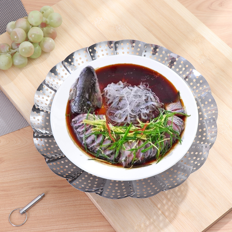 Small, medium and large household stainless steel retractable lotus steam tray folding fruit tray steamer tray steamer tray details Picture