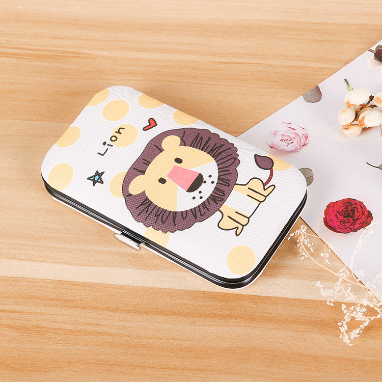 Net red cartoon print nail clipper set 7 sets nail clipper eyebrow clipper nail file ear spoon beauty manicure tool Specification drawing