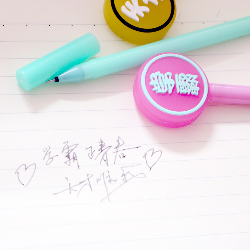 2054 Outstanding students willful personality cartoon neutral pen 0.38 black water pen neutral pen wholesale manufacturers stationery Item Picture