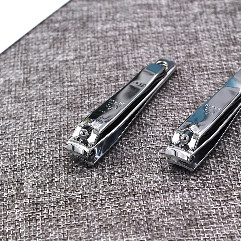 T BD02 manufacturer direct selling large stainless steel nail clippers household daily use 2 yuan shop nail clippers details Picture