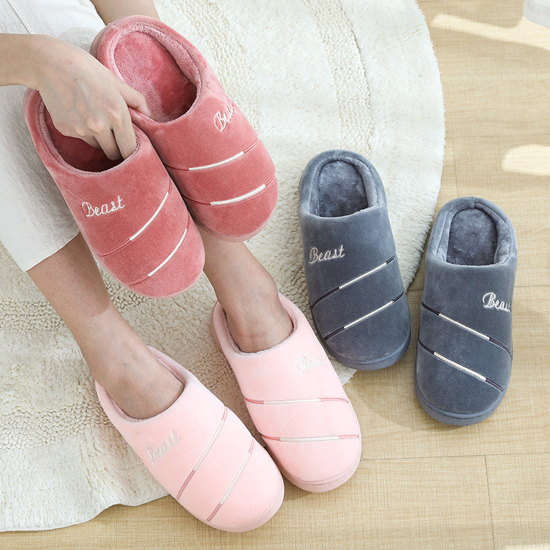 2020 new lovers slippers men's and women's embroidered cotton slip-on soft sole thickened home non-slip indoor thermal cotton slippers Specification drawing