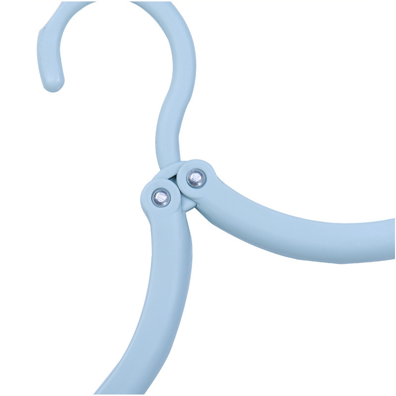 Nordic folding Magic travel coat hanger portable travel non-slip coat hanger plastic clothes hanger Clothes support Application Scenario