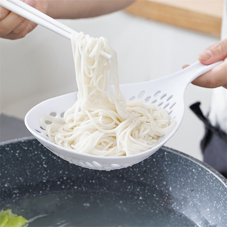 Slotted spoon household kitchen oil leak scoop fried drain scoop dumplings dredge scoop filter mesh leakage spoon filter mesh kitchen Specification drawing