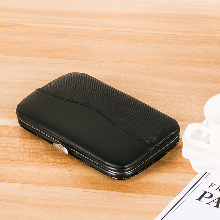 Customized LOGO of new seven-piece nail clipper set, nail clipper, manicure tool and manicure set Application Scenario