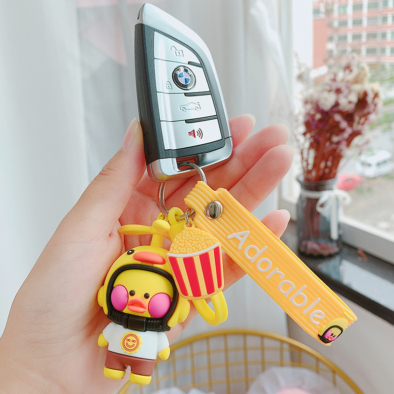 Net red helmet duck cartoon key chain cute car key pendant creative female bag pendant gift wholesale Application Scenario