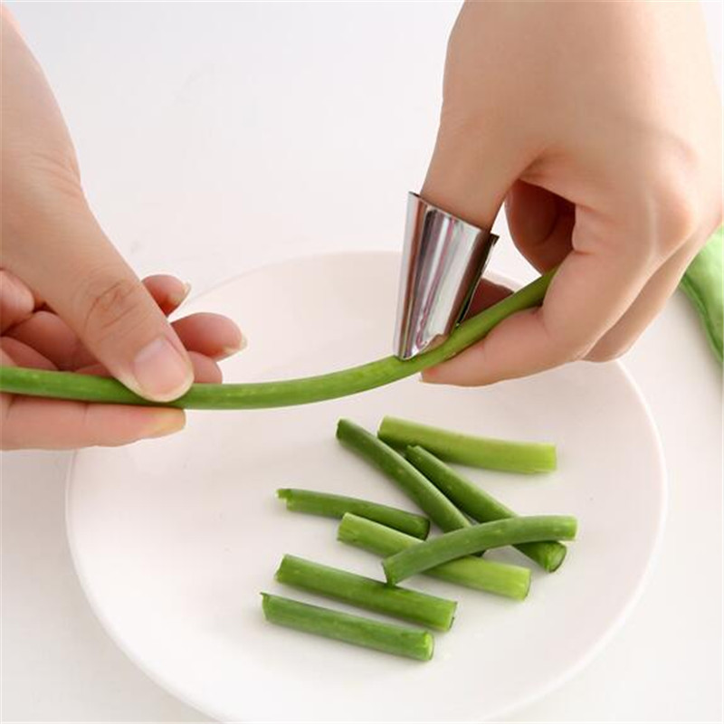 Edama-peeling tool iron nail cover plucking water chestnut broad bean pine nut pistachio shucking tool anti cutting hand finger guard Specification drawing