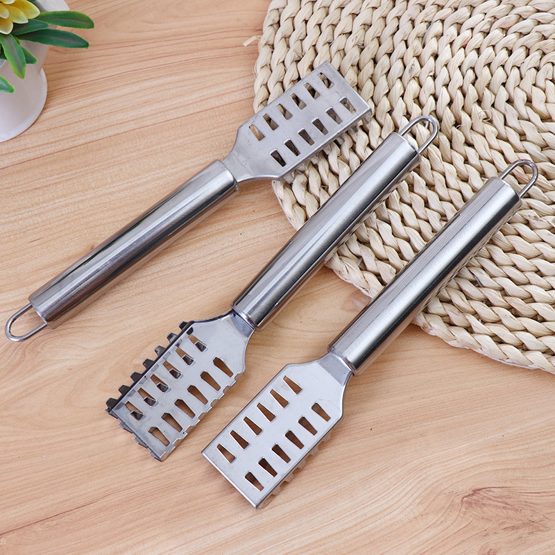 Kitchen gadgets stainless steel fish scale planer stainless steel fish brush scraping fish scale removing knife brush Application Scenario