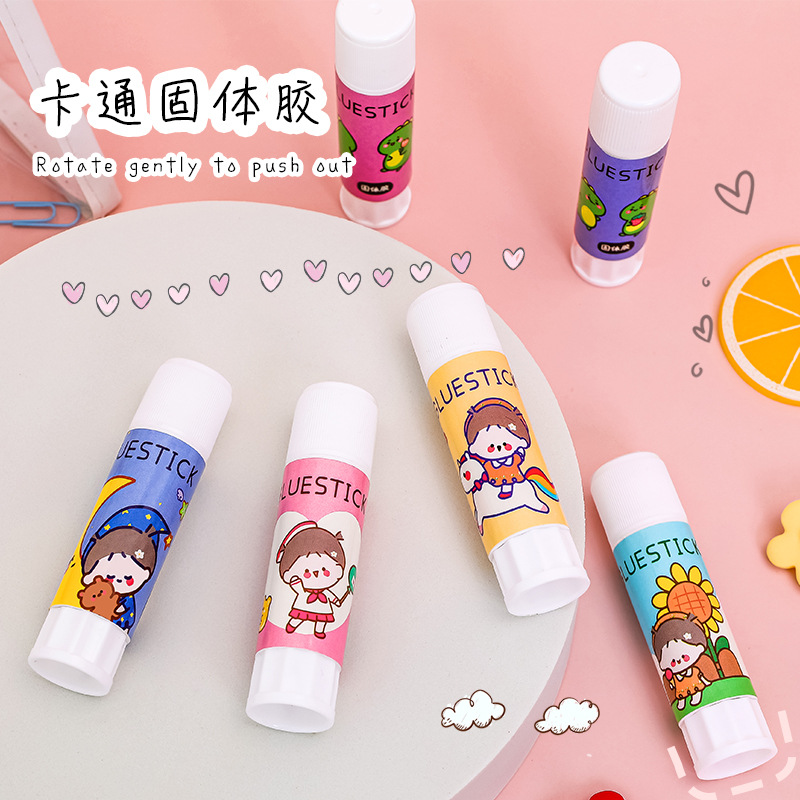 Cartoon solid glue students use office supplies glue stick kindergarten high viscosity strong handmade DIY children's glue full figure