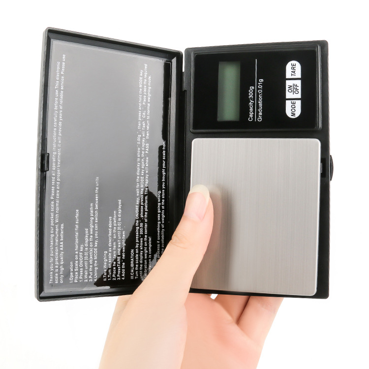 High precision cs jewelry scale with lid Mini household portable pocket electronic scale 0.01g jewelry gram weight Application Scenario