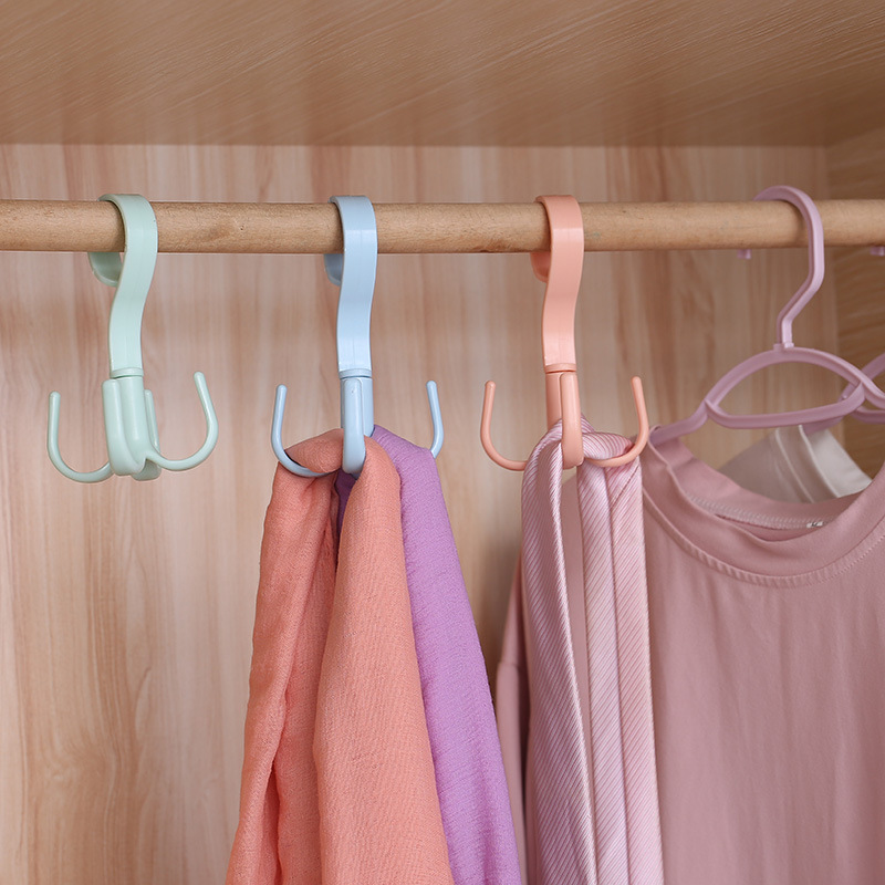 Hang BAG FRAME FEMALE BAG 4 CLAW HOOK HANG BAG HOOK BAG CHEST TO RECEIVE WEAR MULTIFUNCTIONAL ROTARY FRAME s details Picture