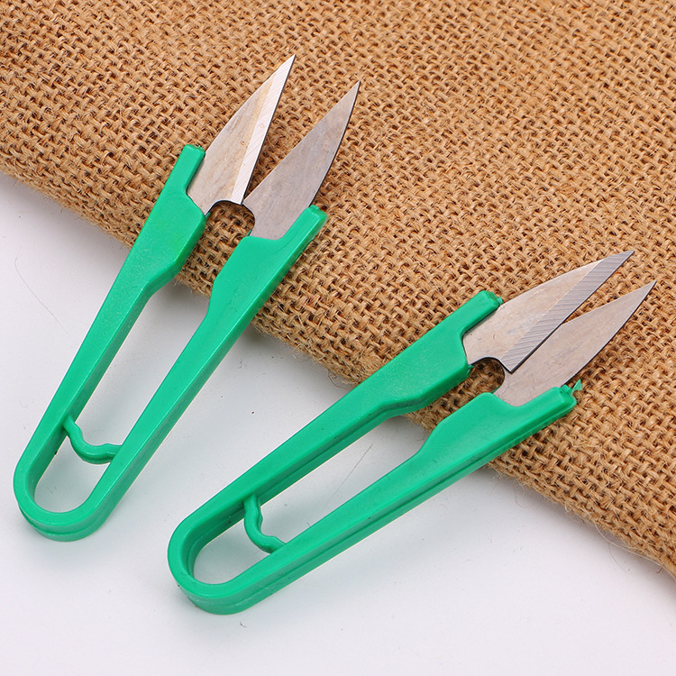 V - shaped small scissors wholesale U - shaped plastic spring yarn cutting thread cutting cross stitch thread head special thread cutting manufacturers Specification drawing