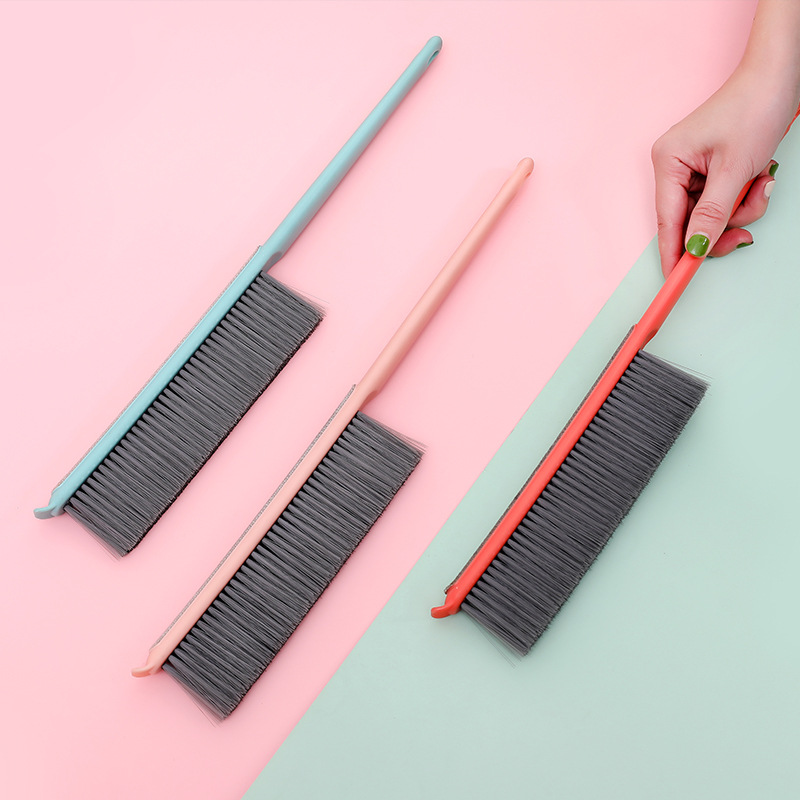 2110 SWEEP bed BRUSH anti dust soft hair household bed clean carpet brush brush broom bedroom electrostatic bed brush Specification drawing