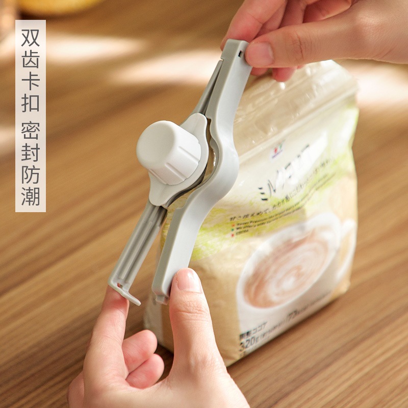 Sealing entrain discharge nozzle Kitchen sealing clip Food snacks food moistureproof milk powder clip refrigerator storage clip Specification drawing