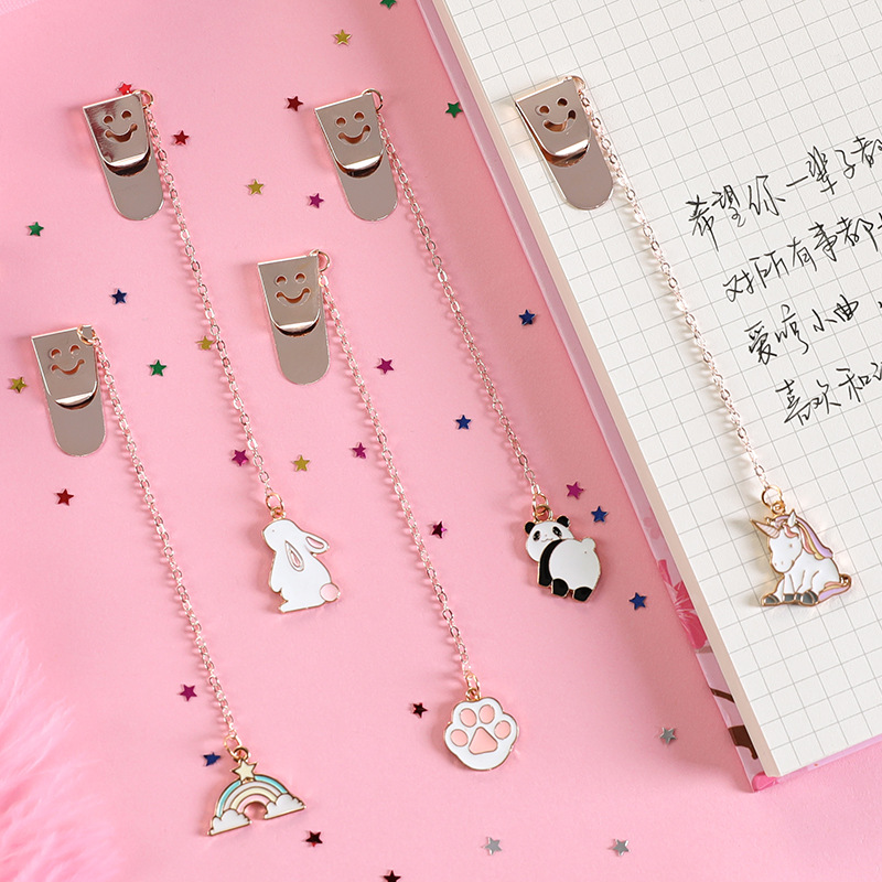 Hangzo Korean creative cartoon metal Pendant bookmark small fresh and lovely pendant Pendant student binder bookmark full figure