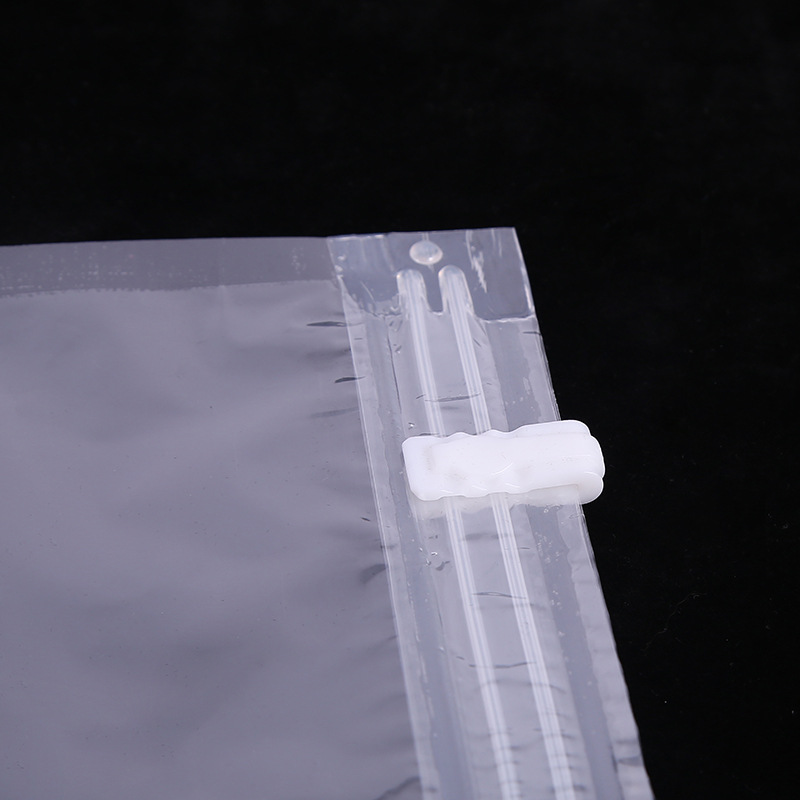 The manufacturer directly supplies vacuum storage bag for vacuum compression bag for household goods for clothing solid color compression bag Application Scenario