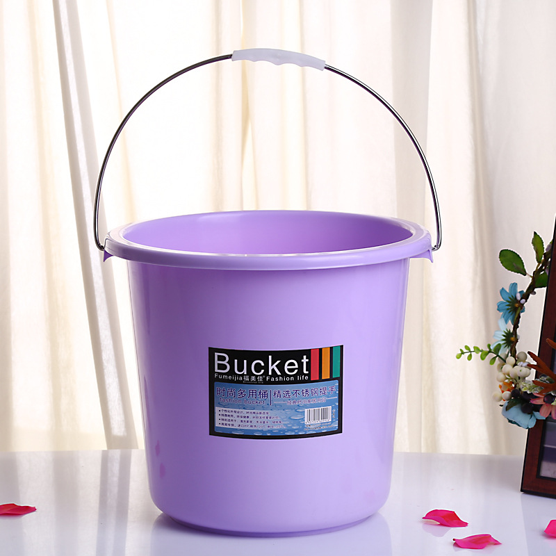 Origin Thickened small plastic bucket 13L smash resistant plastic bucket portable household car wash bucket Application Scenario