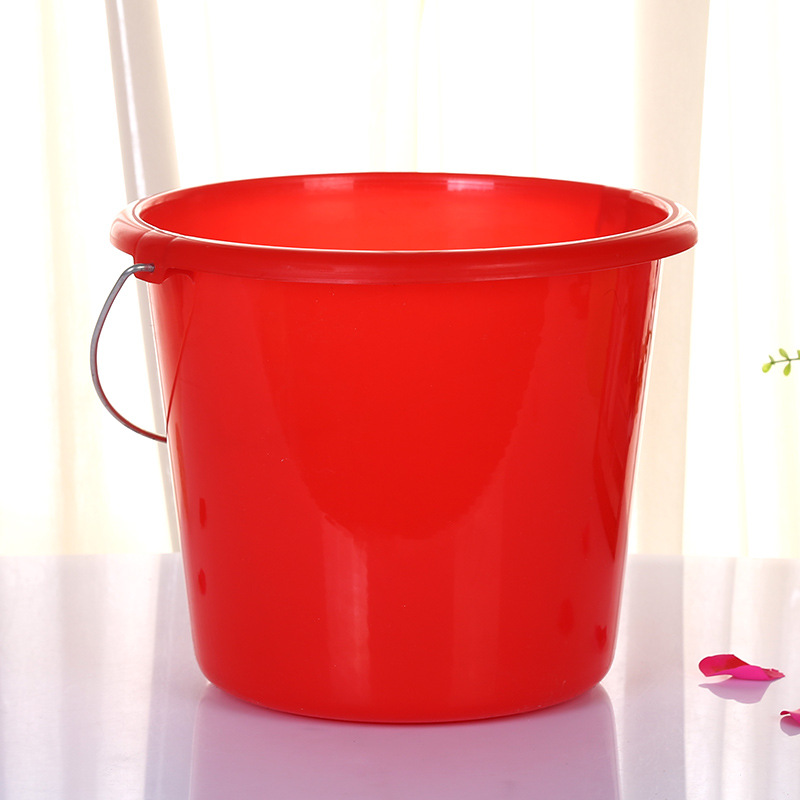Manufacturers direct portable plastic bucket 10L household car wash pouring plastic bucket pp material plastic bucket full figure