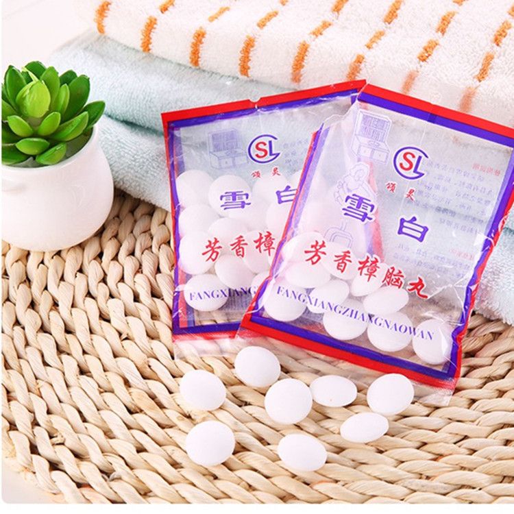 White natural mothball bag wardrobe insect repellent aromatherapy odor and mildew prevention sanitary ball 1 yuan 2 yuan source wholesale